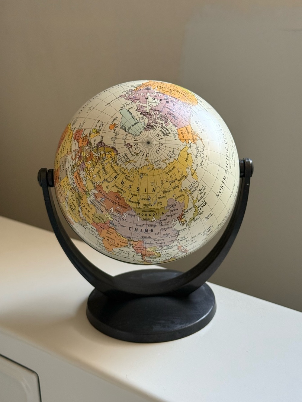 Stellanova Rotating 5.5" Globe Tabletop Desktop Spinning World Atlas Map